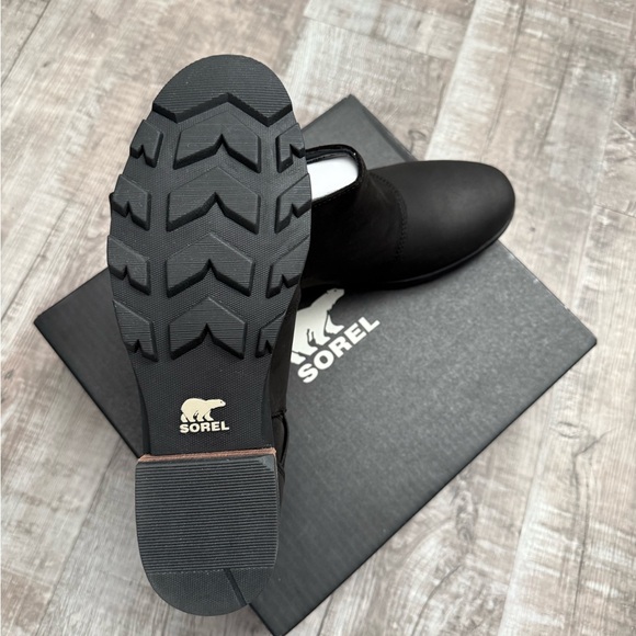 Sorel Emilie Chelsea boots black in size 9, brand new - Picture 2 of 5